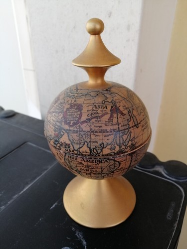 Mappamondo ceramica vintage