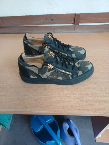 Sneaker mimetica originale