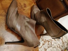 Tronchetto Tacchi GUESS donna in pelle color Taupe size 39