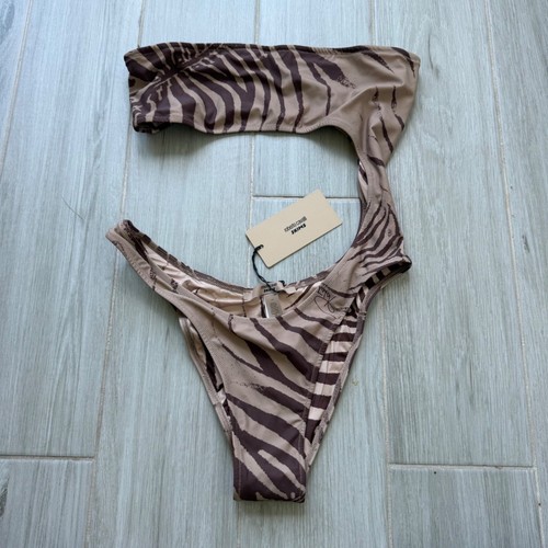180 roberto cavalli skims - $180, x