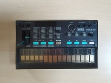 Korg Volca FM, synth 80s, sintetizzatore, suono analogo simile a yamaha DX 7