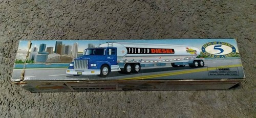 Camion cisterna parlante