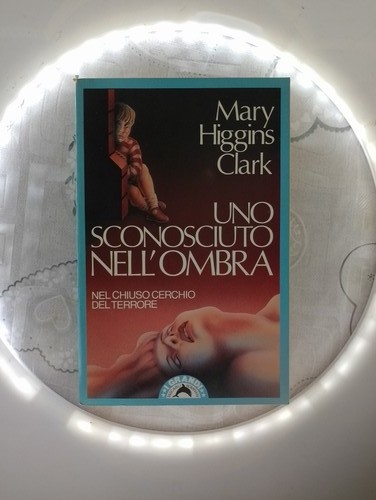 Uno sconosciuto nell - sconosciuto, ombra