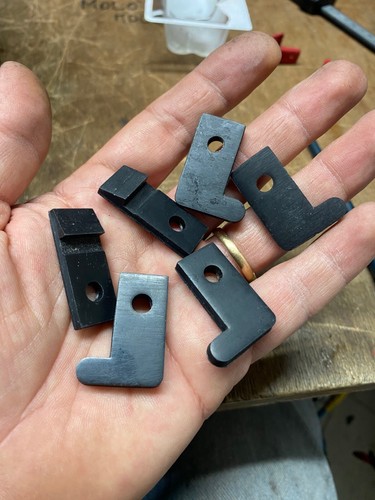 Ganci riparazione carena - di, da