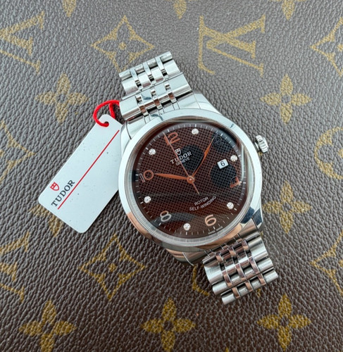 Tudor 1926 rare - tudor, black