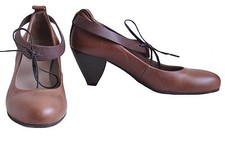 LILI MILL Women's Shoes