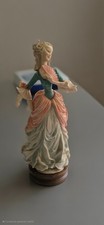 Statuetta del Maestro Giuseppe Armani Florence Dama con Ventaglio