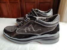 Calzature Ortopediche Donna In Pelle Con Chiusura A Strappo 