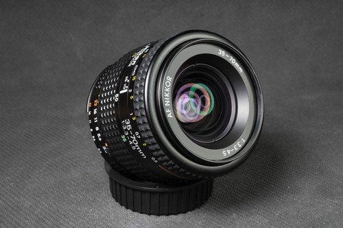 Nikon nikkor 4 5 af - f3.3-4.5,
