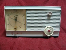 Orologio a valvole vintage MCM