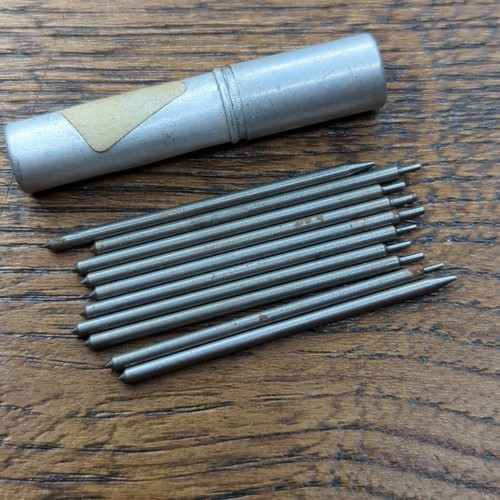 Set punzoni per paletti - set,