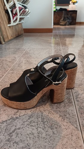 Sandali donna nero giardini