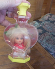 Bambola Kiddle con coperchio