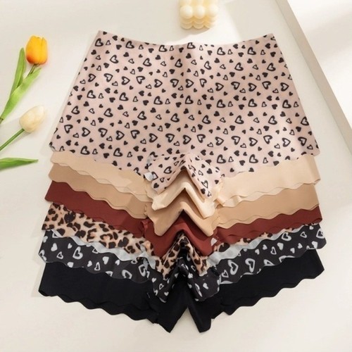 Slip intimo senza - , cuciture