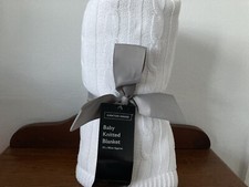 Coperta bianca morbida