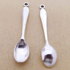 BULK 100 Pezzi Cucchiaio Charms Fai da Te Creazione Gioielli Ciondolo Argento Antico
