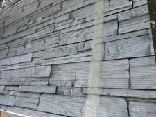 Pannello finta pietra SPECIALSTONE  Listello grigio in PVC 100x50cm Kit 1pz