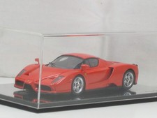 Ferrari Enzo in scatola rossa