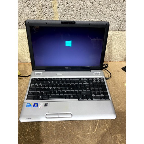 Toshiba satellite l500 1xd - satellite, l500-1xd