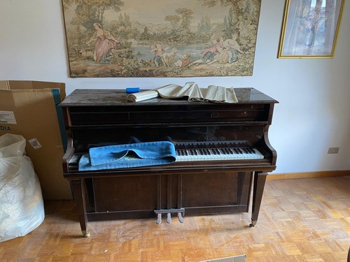 Pianoforte verticale anelli - pianoforte,