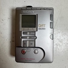 Vintage Sony Walkman TCD-D100