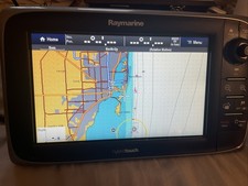 Display multifunzione Raymarine E95 E70021