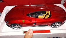 Modello 1/18 Ferrari SP Burago