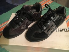 SNEAKERS NERE - MARCA