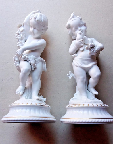 Puttini in - ,