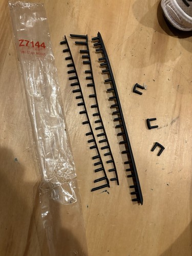 Set occhielli - (set, completo)