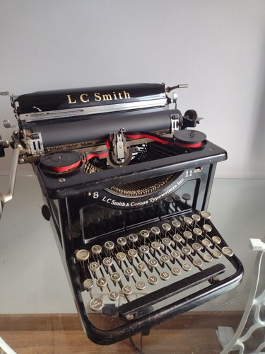 Macchina scrivere made - ,
