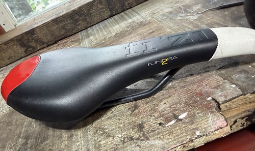 Fizik tundra mtb saddle - 2,