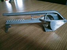 Spremiaglio Snocciola Olive Vintage Rompinoci Grattugia Batticarne Vintage 