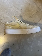 nike blazer low Platform