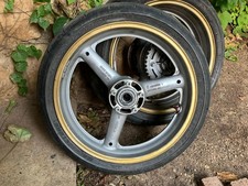 Cerchi  moto suzuki gsxr 600 ant.120/70R17, post 190/50 R17