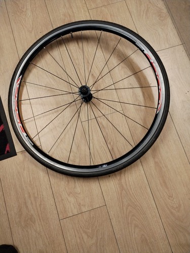 Shimano r500 700c clincher - 700c,