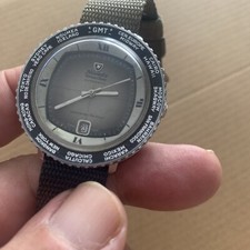 Très rare Nivada Grenchen GMT