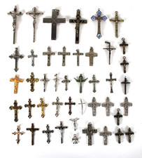 Lotto 44 Pz CROCIFISSI in