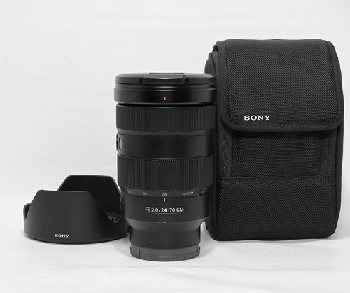 Sony 70mm 8 gm - fe, f/2.8