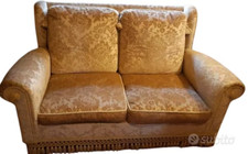 Divano doppio 2 posti classico