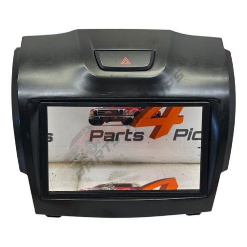 Radio surround isuzu max - radio,
