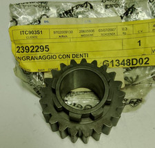 PIAGGIO   APE TM 602 703 BENZINA  2392295 INGRANAGGIO RETROMARCIA NUOVO ORIGINAL