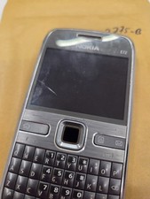 Smartphone Nokia E72 grigio