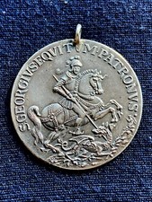 Medaglia in Argento San Giorgio che Uccide il Drago - Prima Metà XX sec.