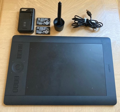 Wacom intuos pro medium - wacom,