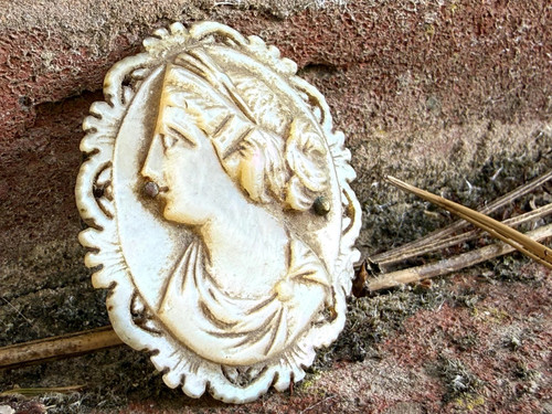 Antica spilla cammeo - , in