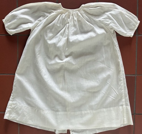 Antico abito vestito battesimo