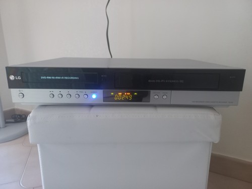 Rc185 dvd vhs recorder - lg,