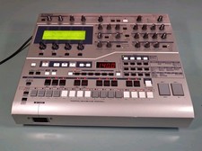 Yamaha RS7000 Sequencer Rhythm Machine - Groovebox, Techno, Trance - Complelausbau