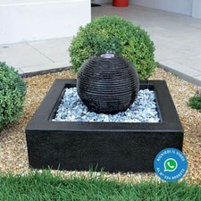 Fontana sfera vetroresina